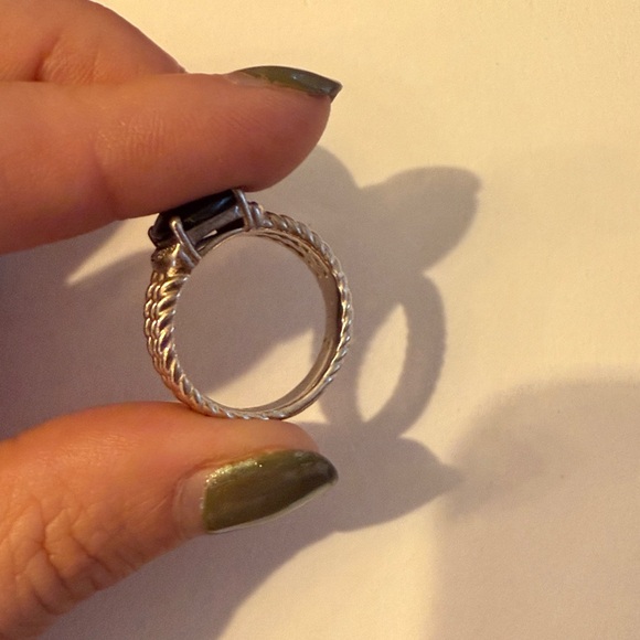 Petite Wheaton® Sterling Silver with Black Onyx and Diamonds, 10mm; Size 6.5 - Picture 7 of 7